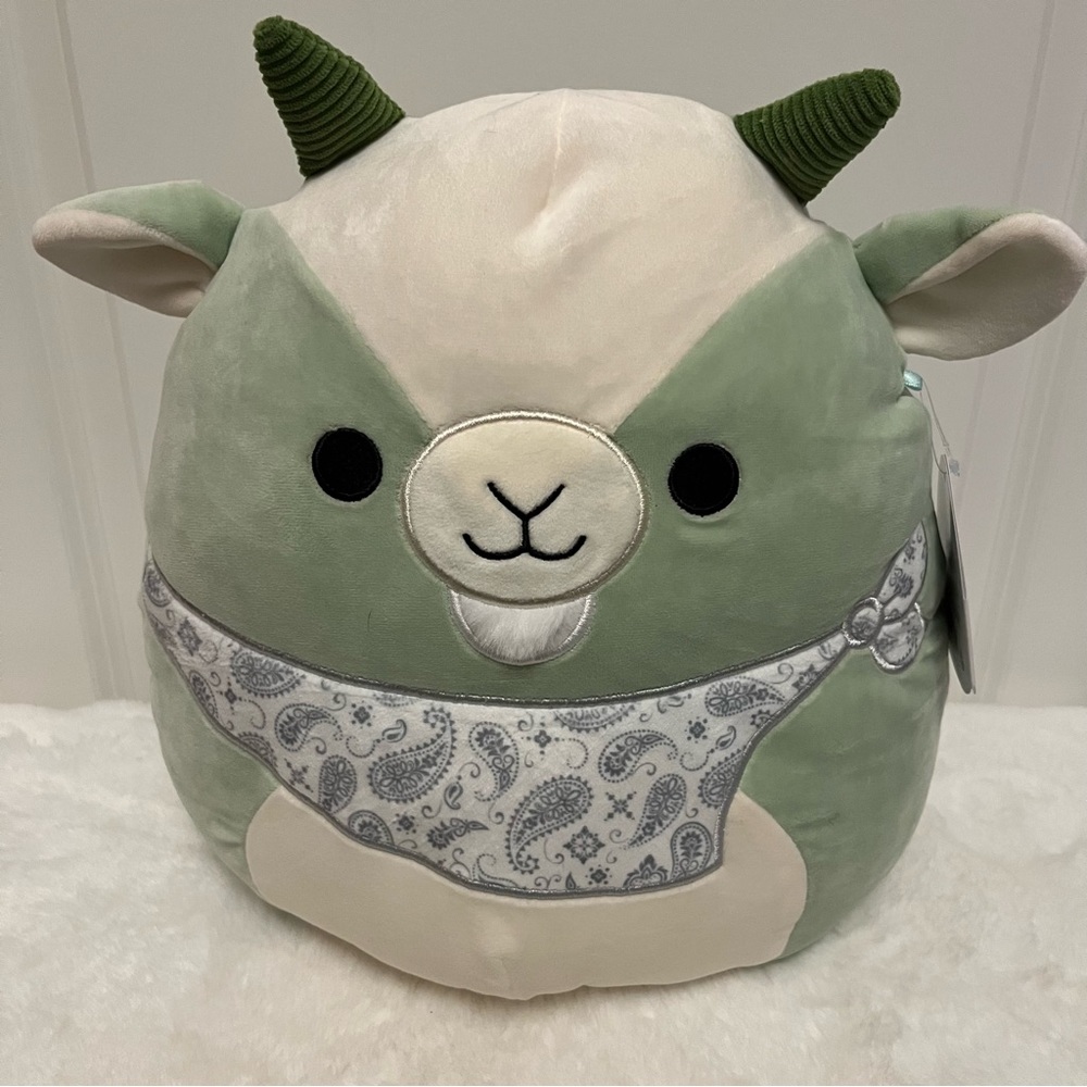 Squishmallow Palmer Goat 🐐, Furry Goatee, Paisley Bandana, Spring 🌸, 12” New